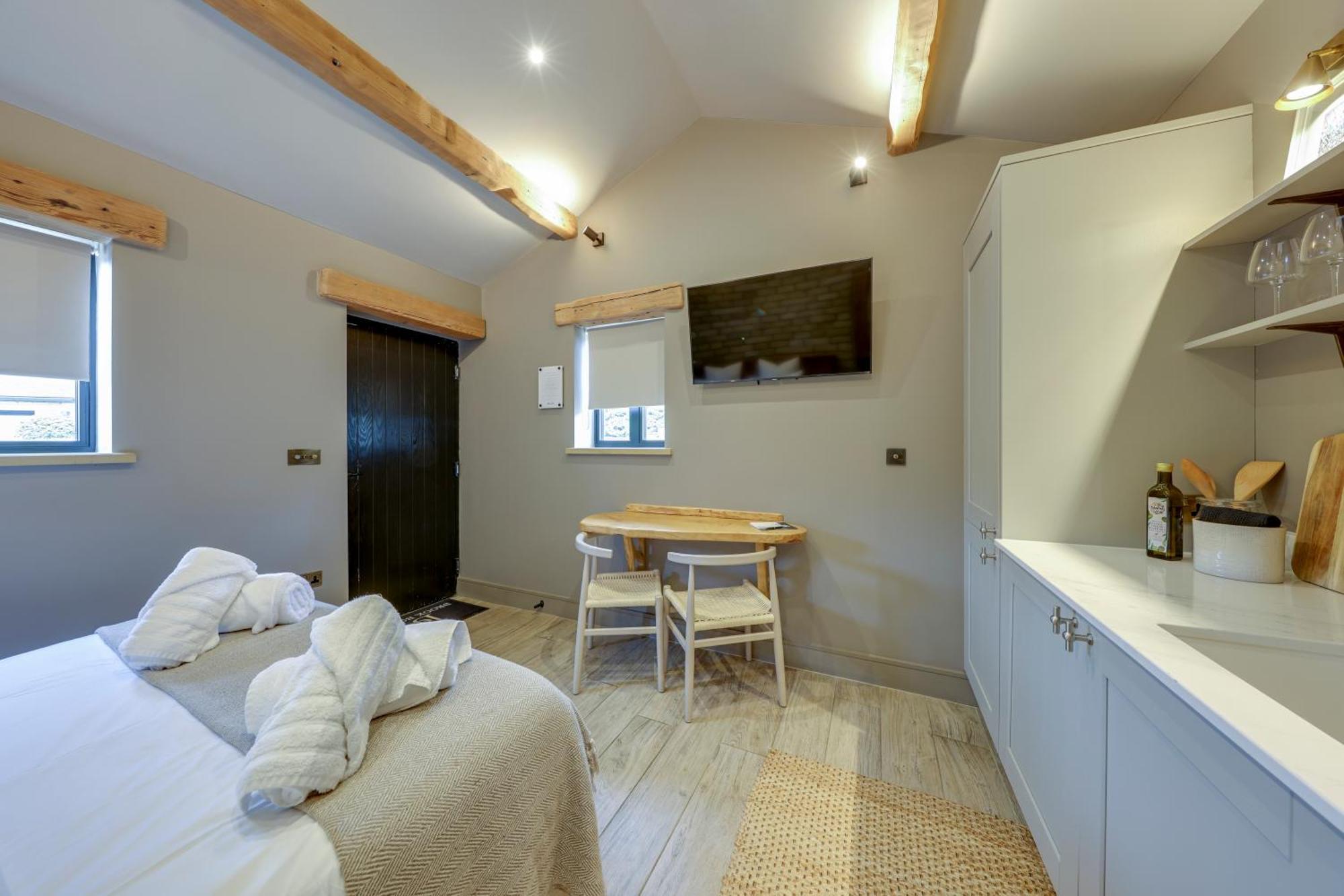 Apartments For Two In Brand New Luxury Rural Farmhouse Escape Ramsbottom Exterior foto